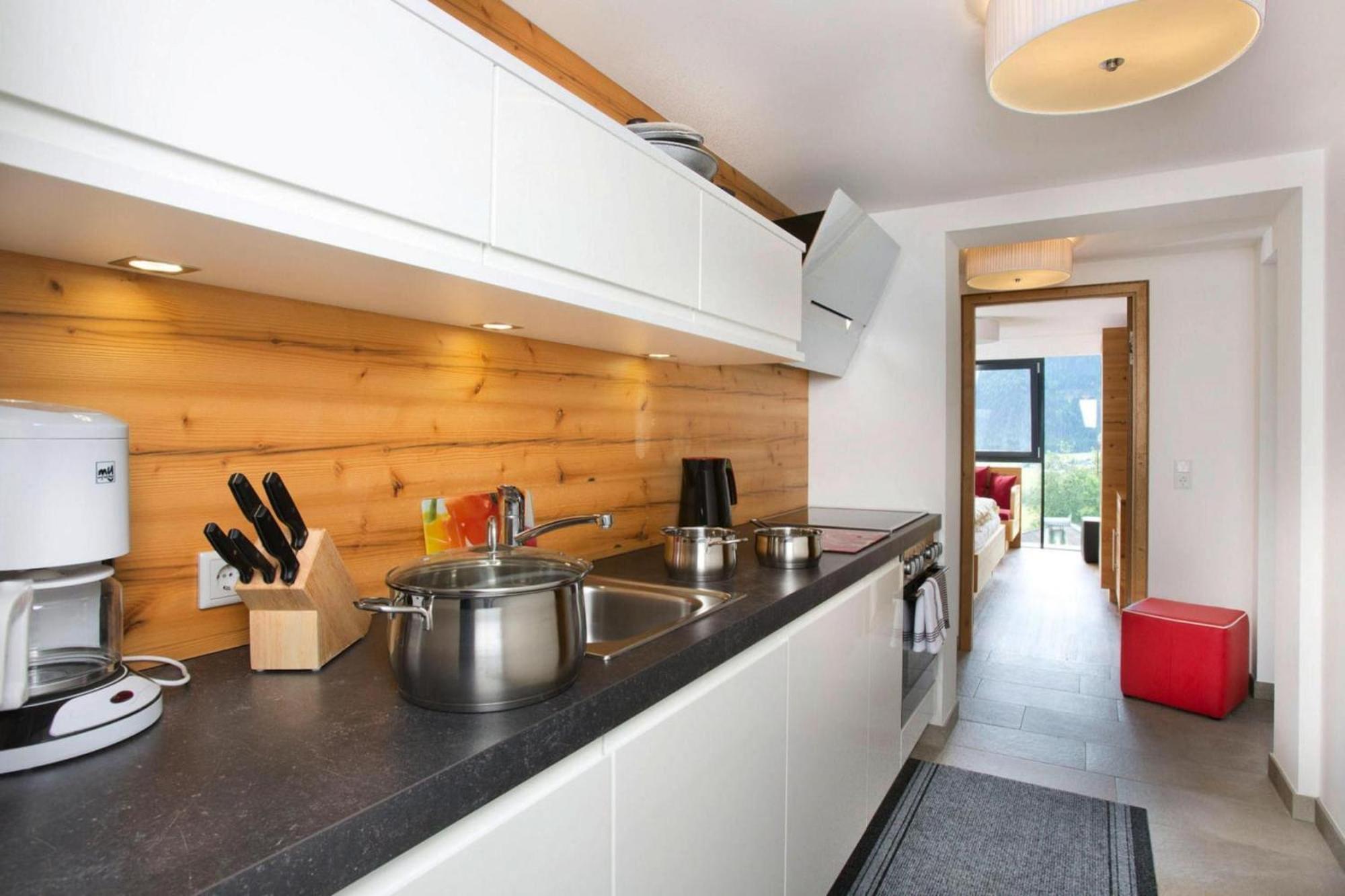 Apartment In Neukirchen With A Balcony Neukirchen am Grossvenediger Exterior photo