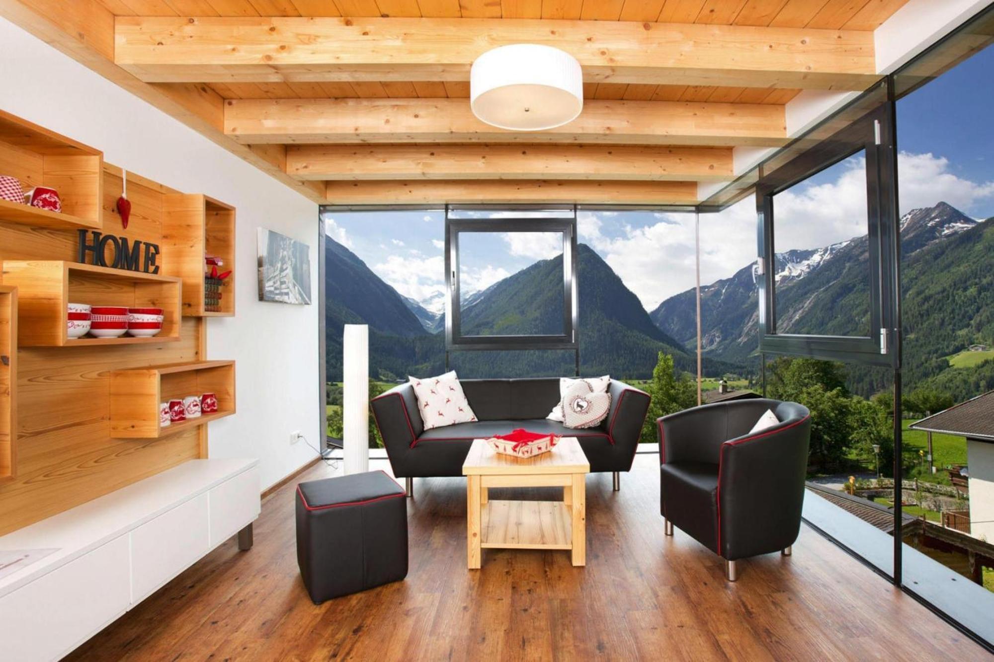 Apartment In Neukirchen With A Balcony Neukirchen am Grossvenediger Exterior photo